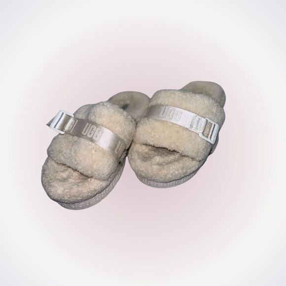 Ugg fluffy platform slippers in cream | Sz 8.5/39 - Picture 1 of 6